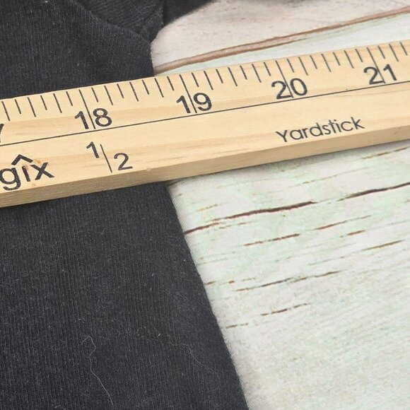 Gildan Heavy Black Cotton Medium Graphic Tee Newport Beach California Surf - Picture 7 of 8